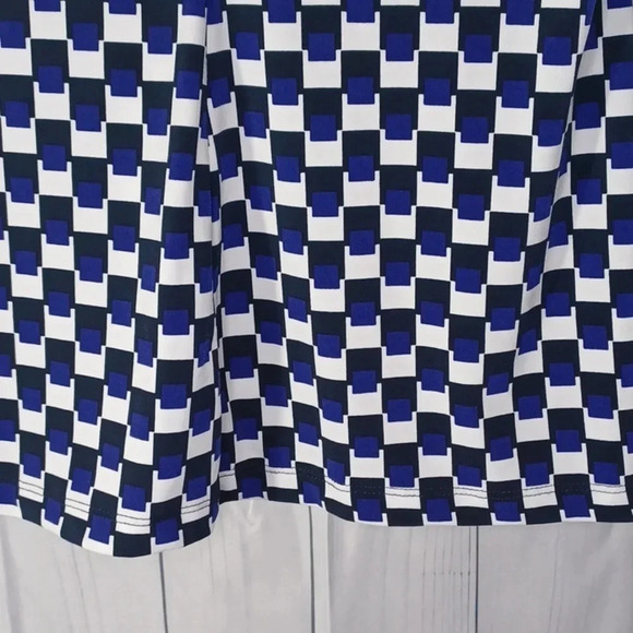 Banana Republic sleeveless shirt - Picture 8 of 8